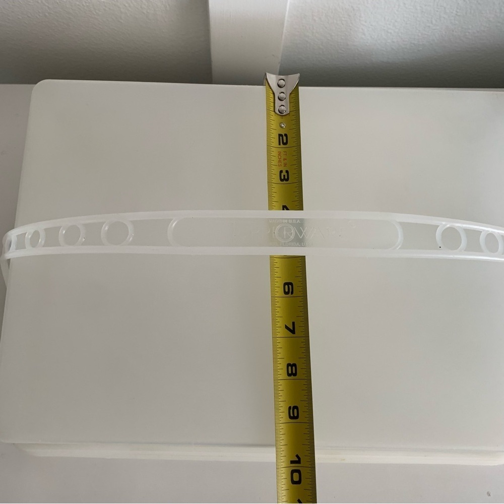 VTG TUPPERWARE Large Cake Carrier 15x11” Sheet Cupcake Handle Storage Rectangle - Picture 13 of 13